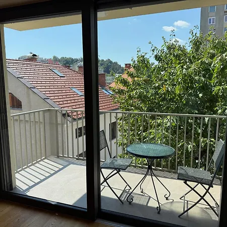 Crown Luxury 2br In Downtown * Любляна