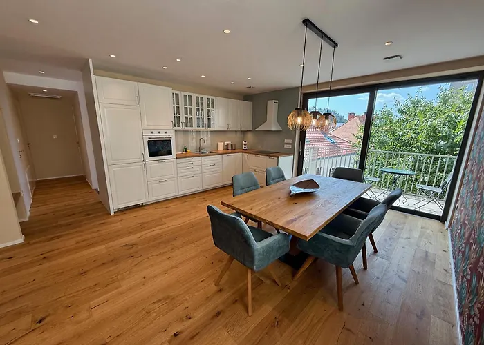 Crown Luxury 2br In Downtown Apartmán