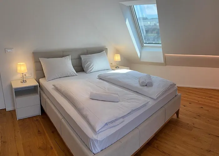 Crown Luxury 2br In Downtown Apartmán