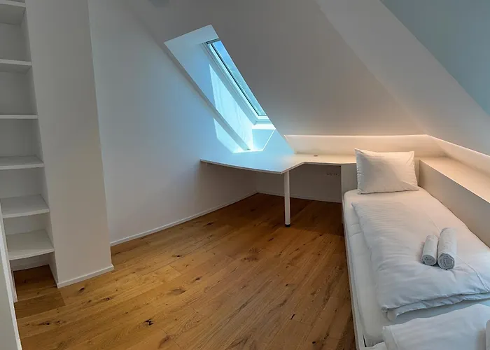 Crown Luxury 2br In Downtown *